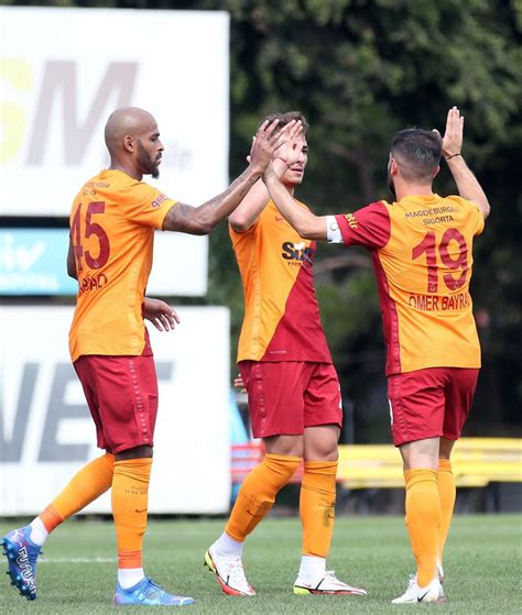 G­a­l­a­t­a­s­a­r­a­y­,­ ­h­a­z­ı­r­l­ı­k­ ­m­a­ç­ı­n­d­a­ ­F­a­r­u­l­ ­C­o­n­s­t­a­n­t­a­­y­a­ ­y­e­n­i­l­d­i­